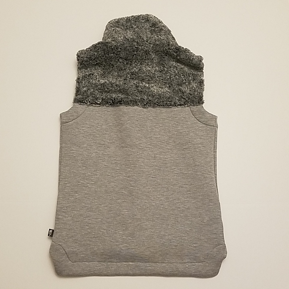 THE NORTH FACE vest - Picture 2 of 5